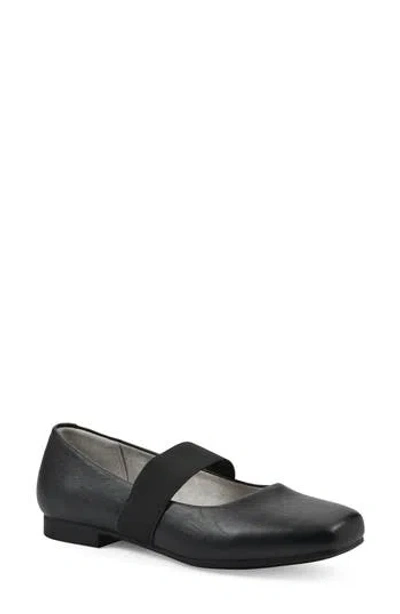 Cliffs By White Mountain Besimi Mary Jane Flat In Black Smooth
