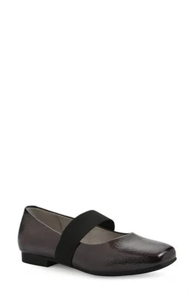Cliffs By White Mountain Besimi Mary Jane Flat In Burgundy Patent
