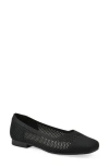 Cliffs By White Mountain Beslee Knit Flat In Black Fabric