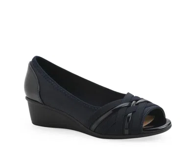 Cliffs By White Mountain Boldest Wedge Pump In Black
