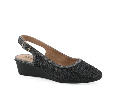 Cliffs By White Mountain Boris Wedge Pump In Black