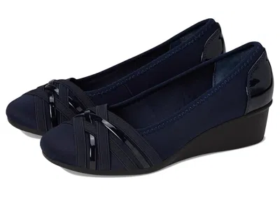 Cliffs By White Mountain Bowie