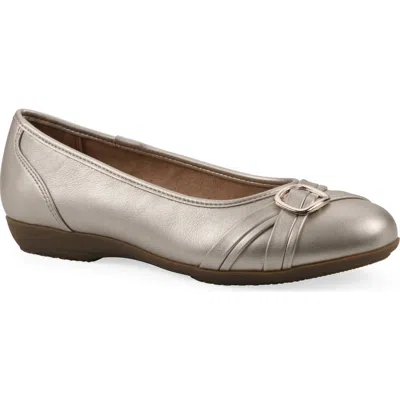 CLIFFS BY WHITE MOUNTAIN CLIFFS BY WHITE MOUNTAIN CALMING BUCKLE STRAP FLAT