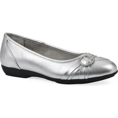 Cliffs By White Mountain Calming Buckle Strap Flat In Silver Metallic Smooth