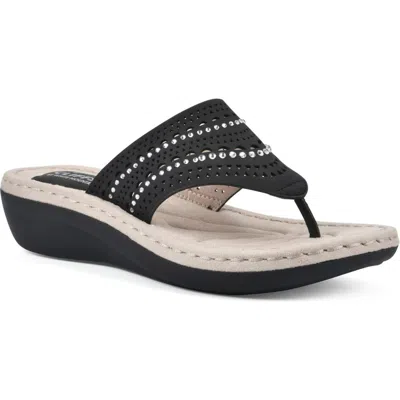 Cliffs By White Mountain Candyce Wedge Sandal In Black/nubuck