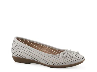 Cliffs By White Mountain Carris Ballet Flat In Gray
