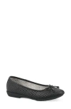 Cliffs By White Mountain Cheryl Ballet Flat In Black