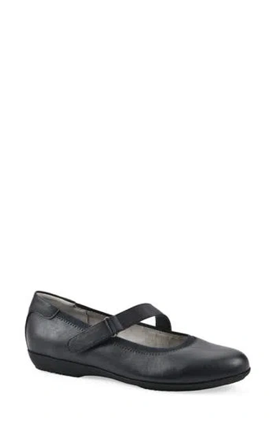 Cliffs By White Mountain Carwen Mary Jane Flat In Black