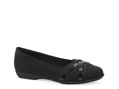 Cliffs By White Mountain Chic Ballet Flat In Black