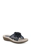 Cliffs By White Mountain Chill Slide Sandal In Navy Fabric