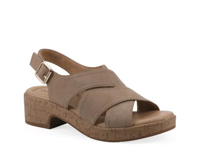 Cliffs By White Mountain Finnlee Platform Sandal In Brown