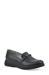 Cliffs By White Mountain Flow Bit Loafer In Navy Smooth