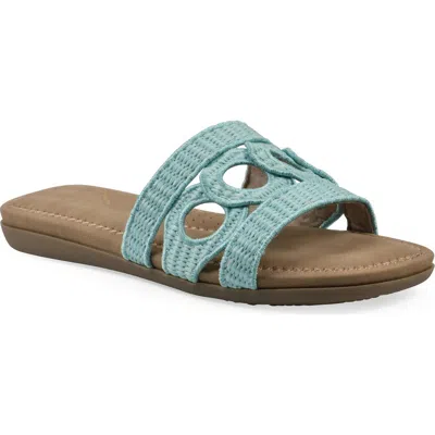 Cliffs By White Mountain Fraly Raffia Slide Sandal In Light Blue Raffia