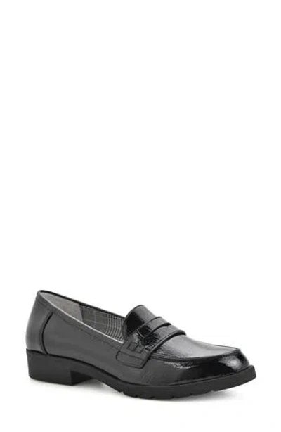 Cliffs By White Mountain Galah Penny Loafer In Black/patent