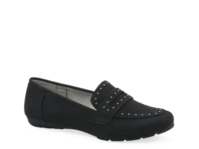 Cliffs By White Mountain Giada Penny Loafer In Black