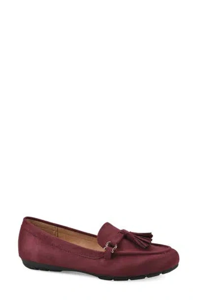 Cliffs By White Mountain Gush Tassel Loafer In Burgundy