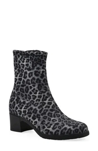 CLIFFS BY WHITE MOUNTAIN CLIFFS BY WHITE MOUNTAIN HUDA BLOCK HEEL BOOTIE