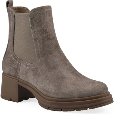 Cliffs By White Mountain Mingo Chelsea Boot In Brown