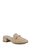 Cliffs By White Mountain Quin Mule In Natural/raffia