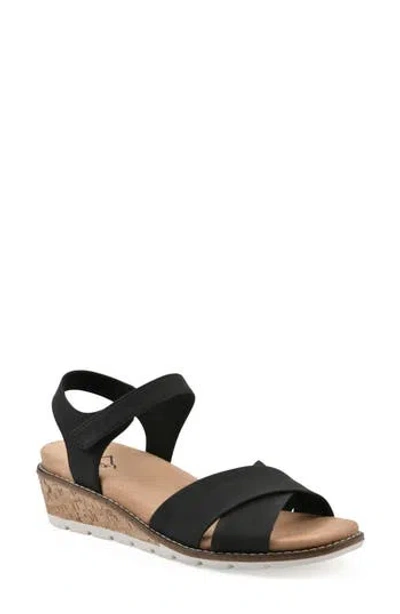 Cliffs By White Mountain Tinna Wedge Sandal In Black Nubuck
