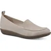 Cliffs By White Mountain Twiggy Moc Toe Flat In Light Taupe/grainy