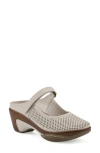 Cliffs By White Mountain Vinto Mule In Eggshell Sueded Smooth