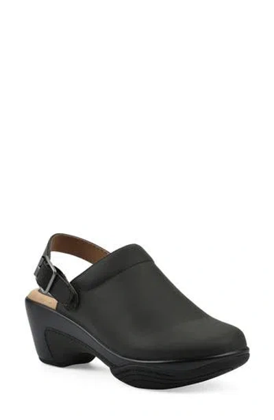 Cliffs By White Mountain Viewable Clog In Black Smooth