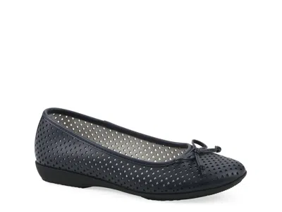 Cliffs By White Mountain Wide Width Carris Ballet Flat In Black