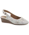 Cliffs By White Mountain Boris Wedge Pump In White