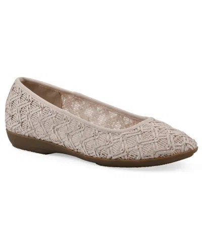 CLIFFS BY WHITE MOUNTAIN WOMEN'S CARIANN BALLET ROUND TOE FLATS