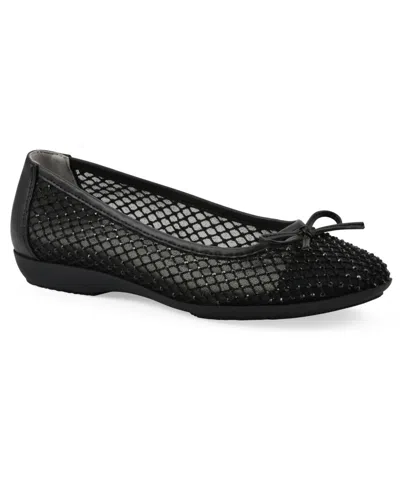 CLIFFS BY WHITE MOUNTAIN WOMEN'S CARLICIA ROUND TOE BALLET FLATS