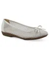 Cliffs By White Mountain Women's Carlicia Round Toe Ballet Flats In White Fabric