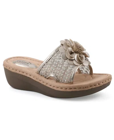 Cliffs By White Mountain Casmyn Floral Mini Wedge Sandal In Gray