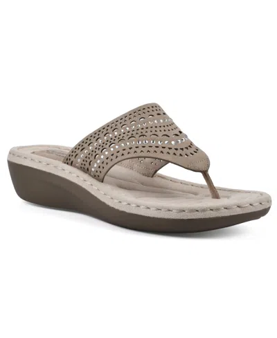 Cliffs By White Mountain Women's Comate Thong Sandal In Stone Fabric- Textile