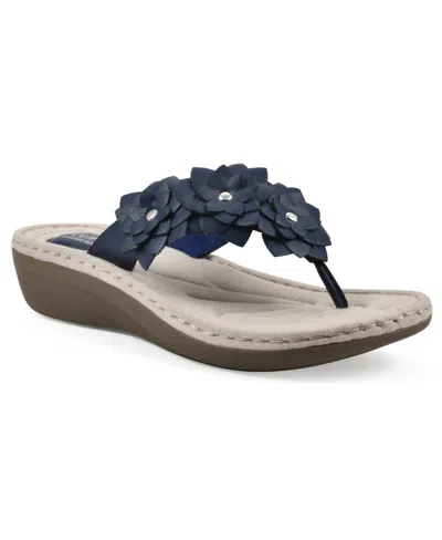 CLIFFS BY WHITE MOUNTAIN WOMEN'S CONTENT FLORAL WEDGE SLIP-ON SANDALS
