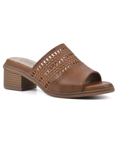 Cliffs By White Mountain Women's Corley Comfort Sandal In Brown