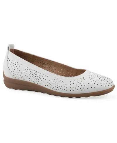 Cliffs By White Mountain Women's Cortney Ballet Flats In White