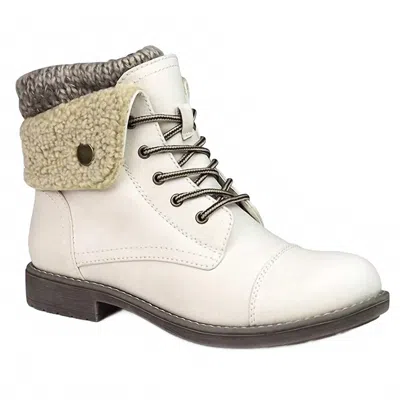 Cliffs By White Mountain Women's Duena Boots In White