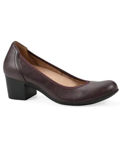 Cliffs By White Mountain Women's Tripton Slip-on Pumps In Burgundy Grainy Smooth