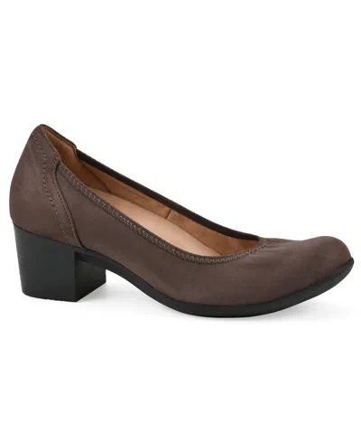 Cliffs By White Mountain Women's Tripton Slip-on Pumps In Dark Brown Fabric