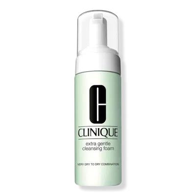 Clinique Extra Gentle Cleansing Foam For Dry + Sensitive Skin