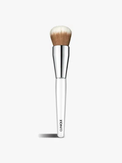Clinique Foundation Buff Brush