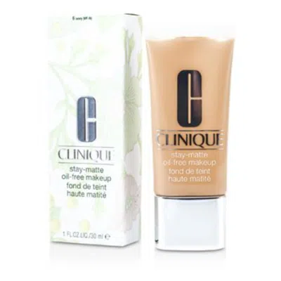 Clinique / Stay Matte Oil Free Makeup 06 Ivory 1.0 oz In White