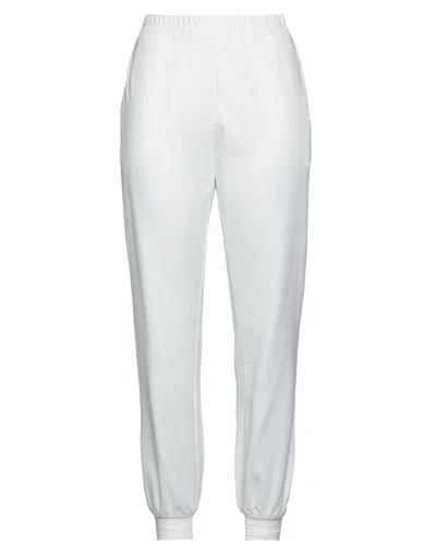 Clips More Pants In White