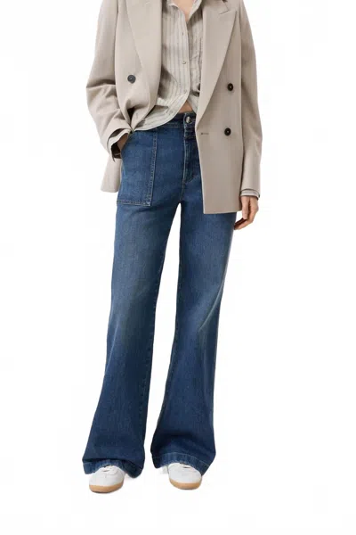 Closed Aria Flared Denim Jeans In Blue