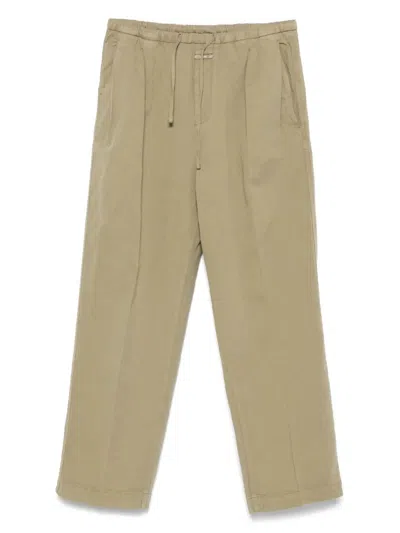 Closed Trousers Green