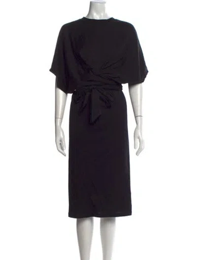 Pre-owned Closed Crew Neck Midi Length Dress In Black