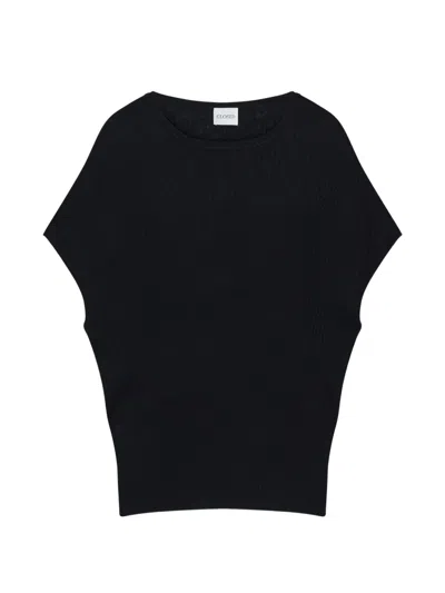 Closed Crew-neck Batwing Sweater In Black