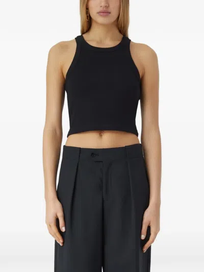 Closed Cropped Ribbed Tank Top In Black