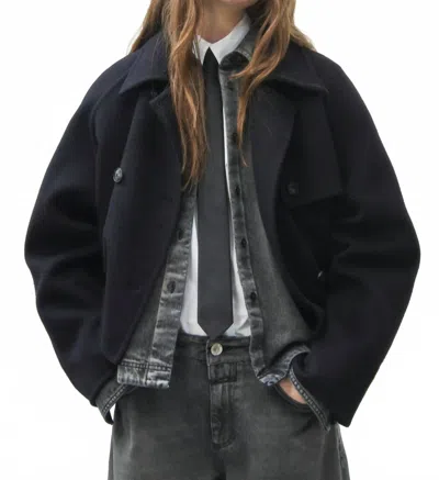 Closed Cropped Trench Coat In Black In Blue